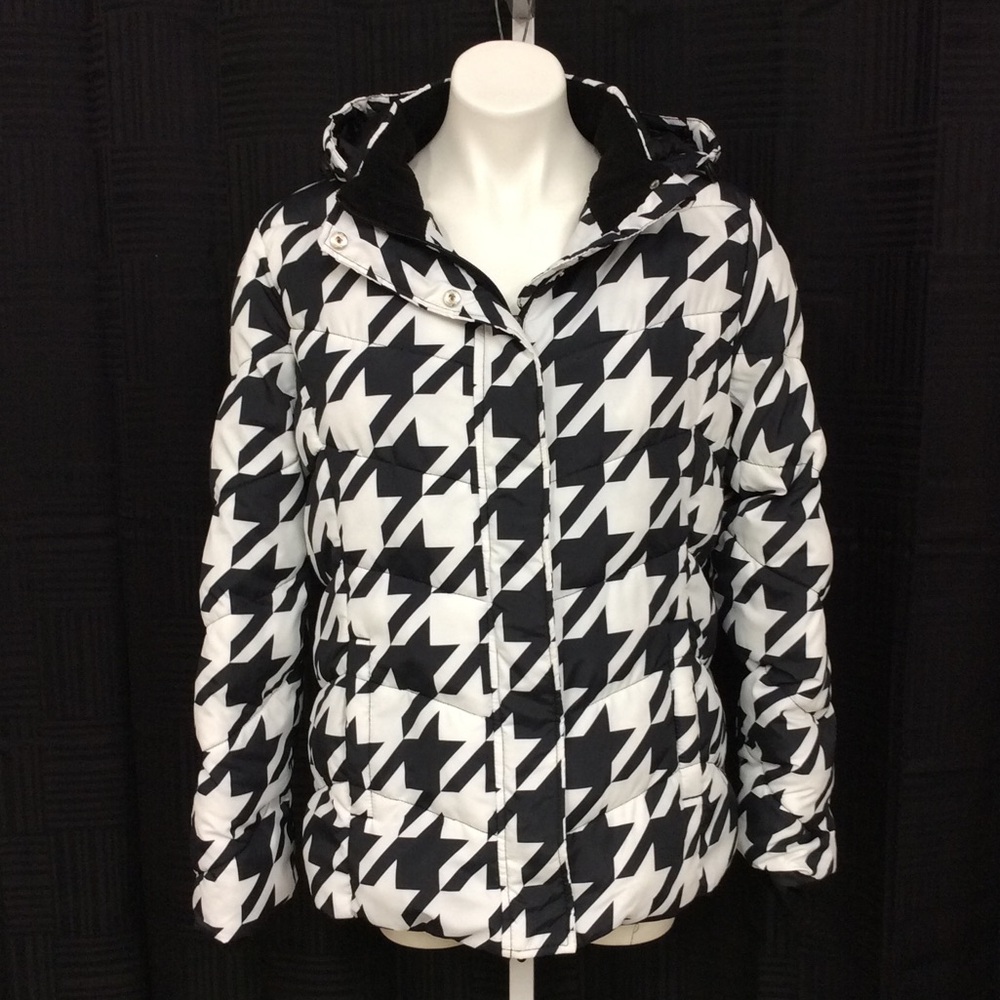 Faded Glory Large Houndstooth Black/White Puffer